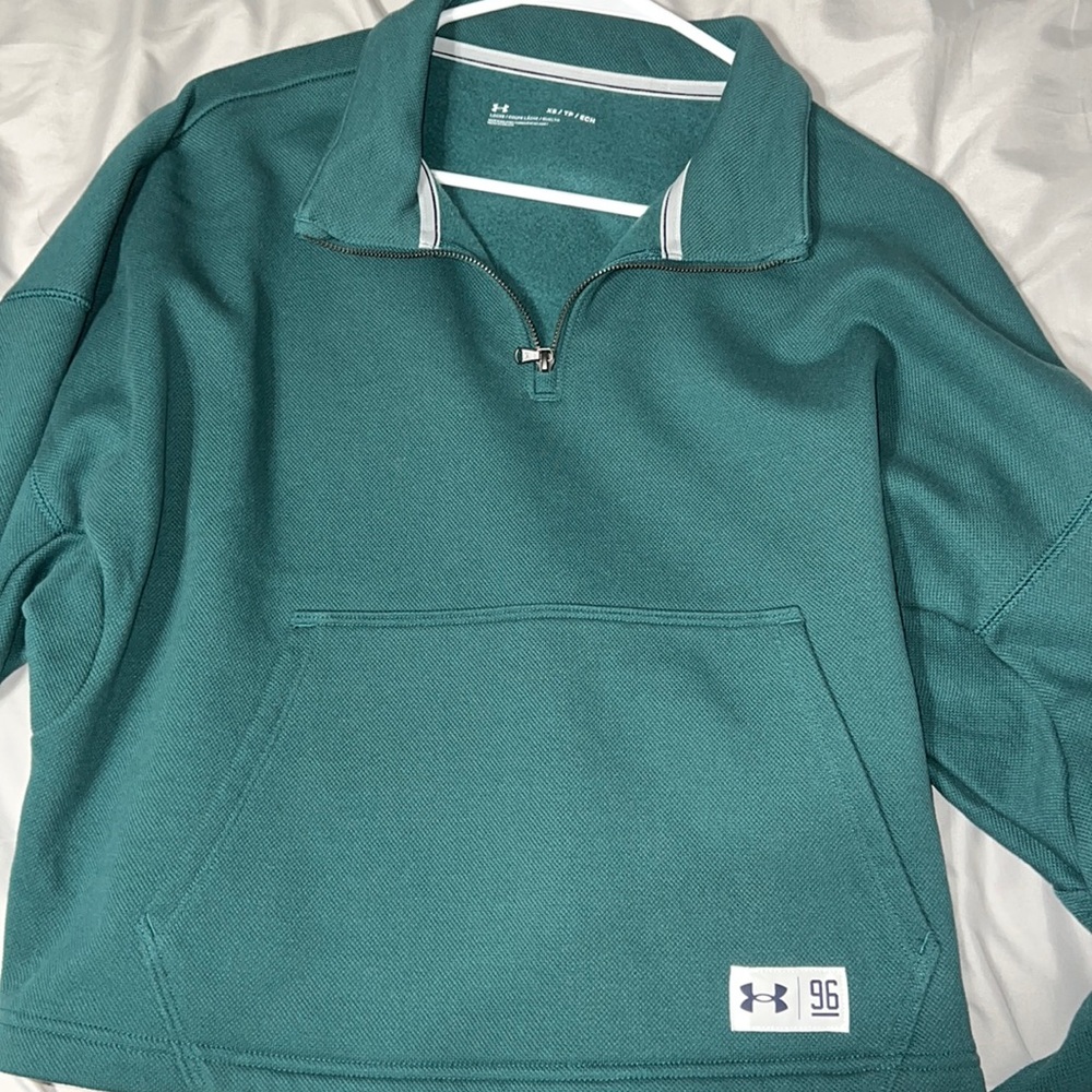 Under Armour Sweater